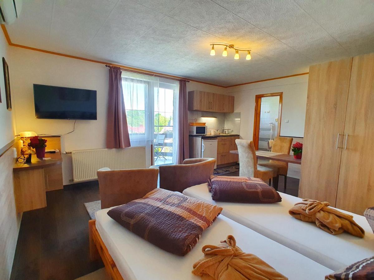 Heviz Villa Familia Buitenkant foto